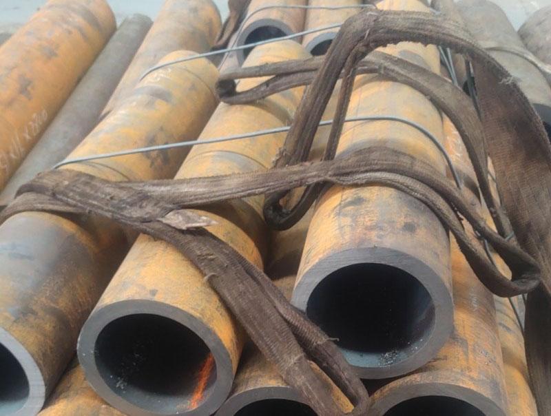 梁平15CrMoG无缝钢管切割